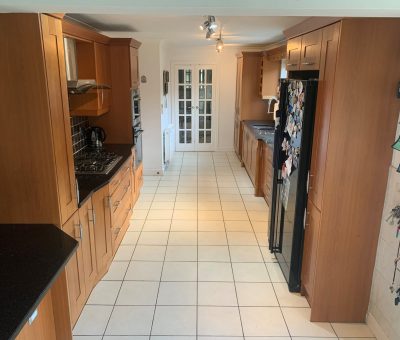 Kitchen before Kolorbond paint.